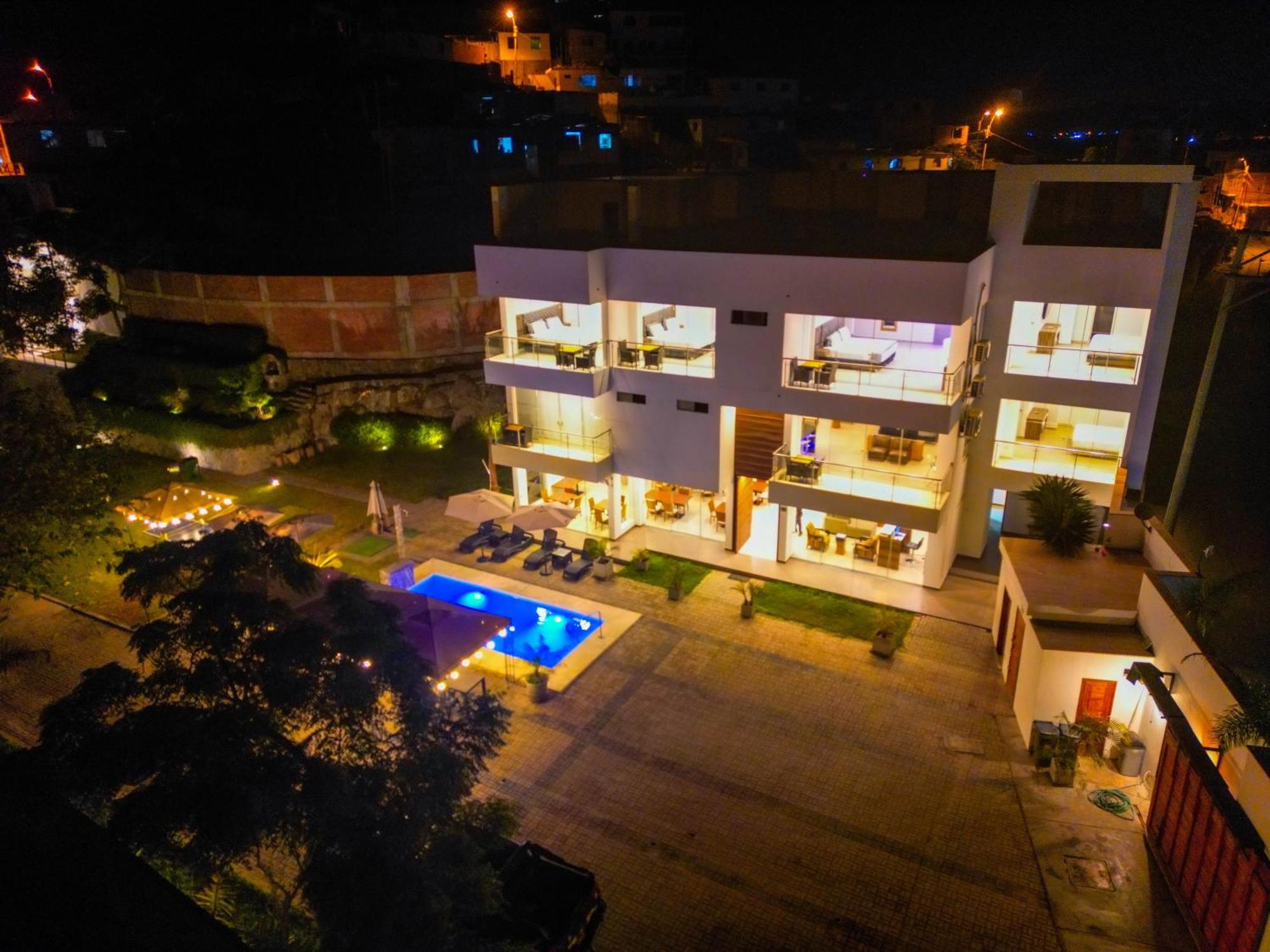Silver Inn Hotel Cerro Azul Exterior photo